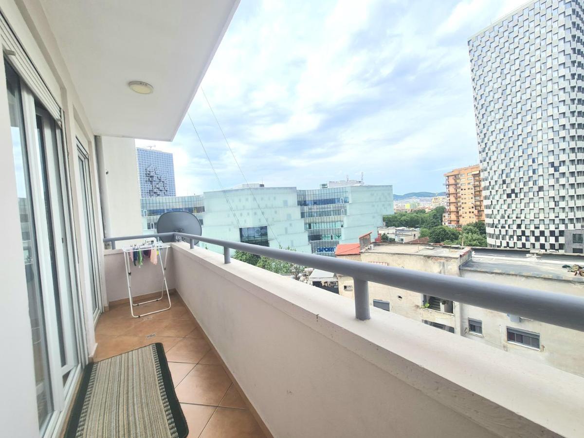 Sandra'S Apartment In Tirana Center Kültér fotó